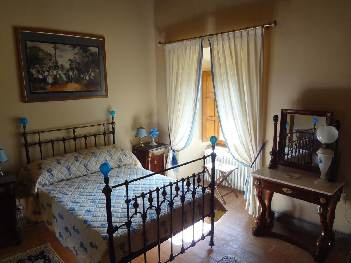 Castello Di Magrano Pensionat Carbonesca Eksteriør billede