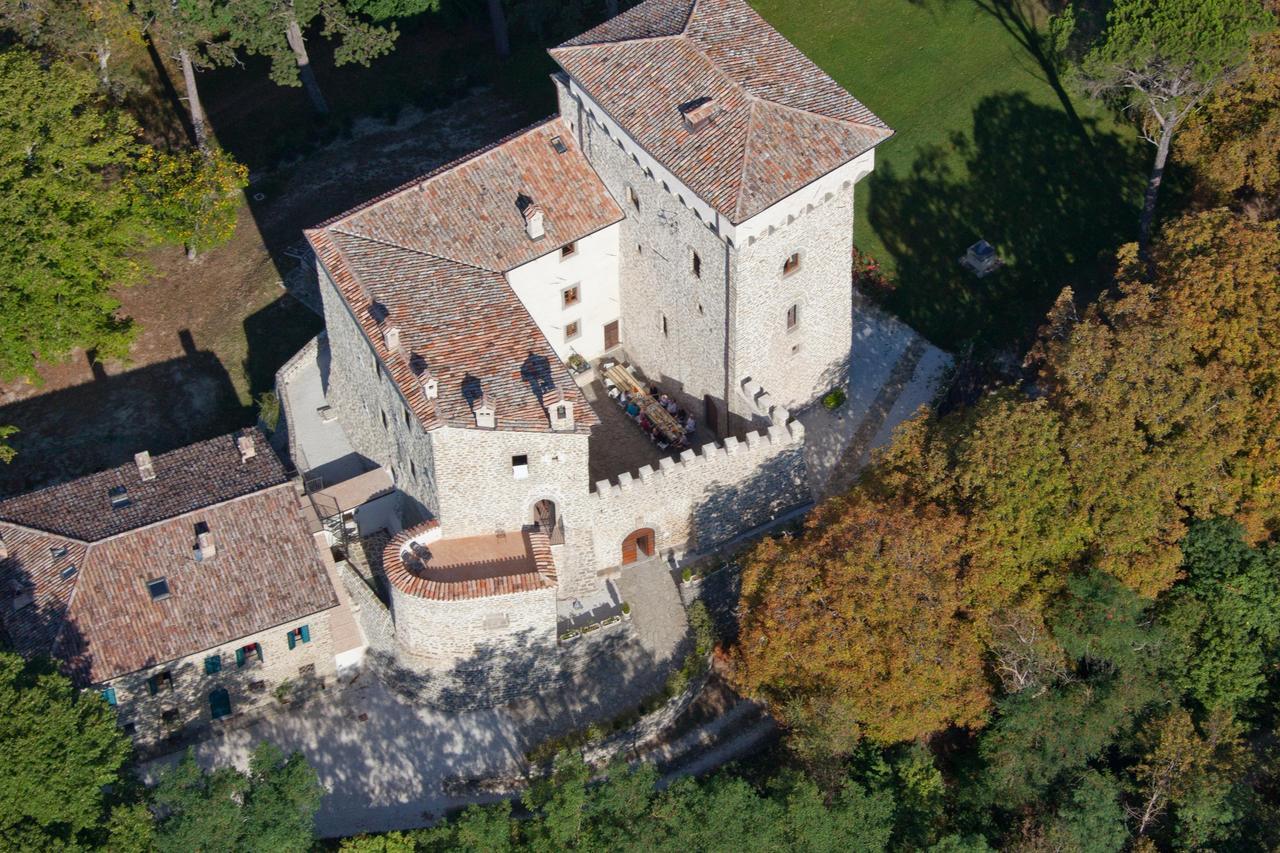 Castello Di Magrano Pensionat Carbonesca Eksteriør billede